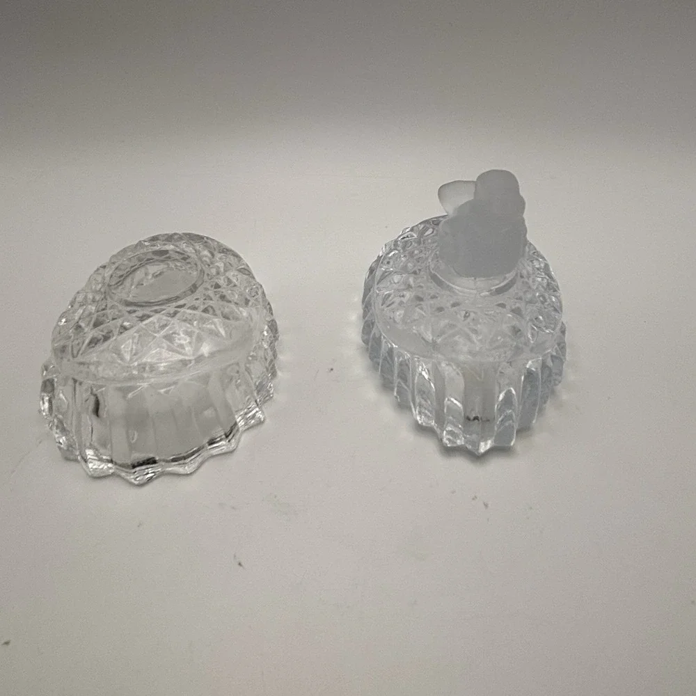 Hofbauer Byrdes‎ Crystal Egg Trinket Box With Satin Galas Bird On Lid